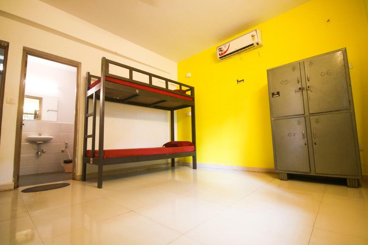 Red Door Hostel Anjuna Luaran gambar